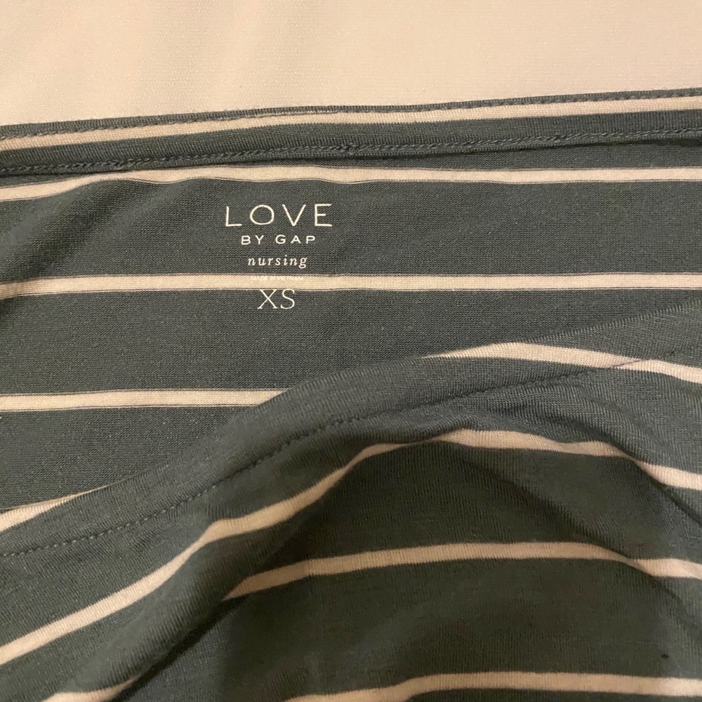 Maternity layer nursing tee